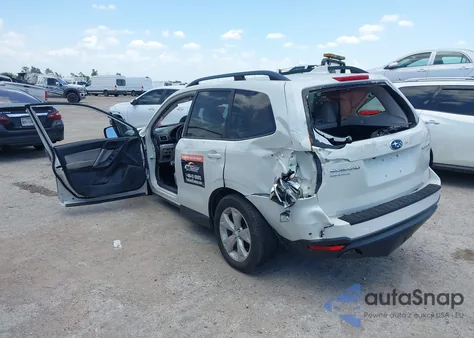 2016 Subaru Forester 2.5I Premium z USA, uszkodzony, nr VIN JF2SJADC1GH428804